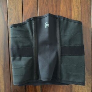 Luxe Petite Black Postpartum Belly Wrap Sz XS